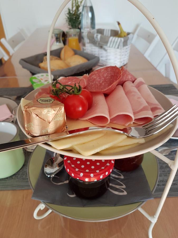 Einhaus Hotell Mottau Eksteriør bilde